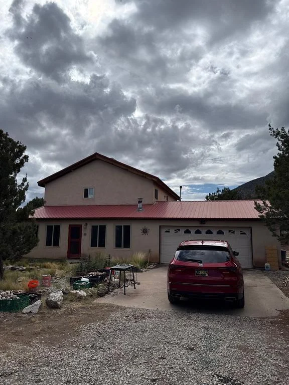 Front of the Edgewood home before work began